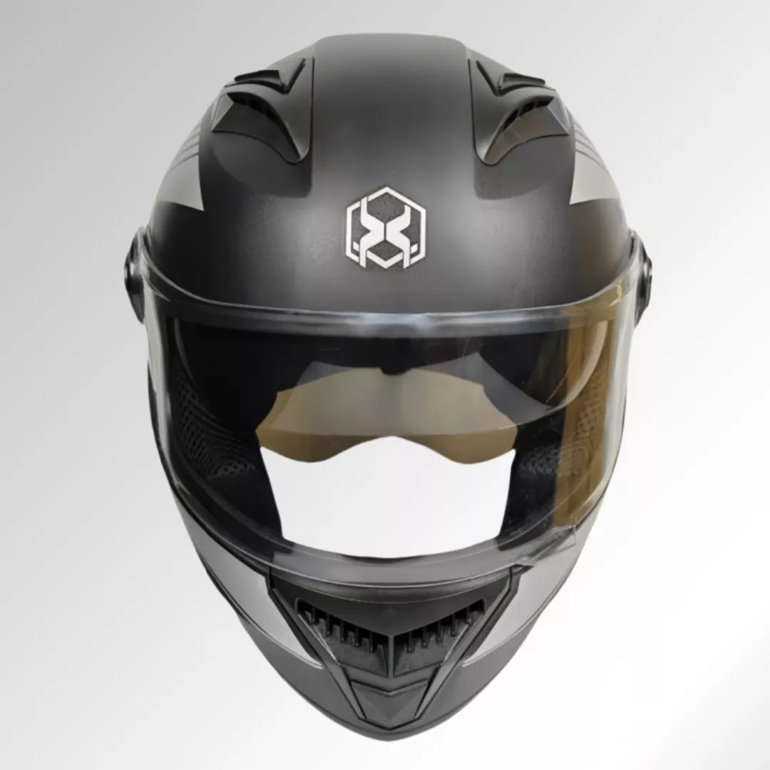 最も重要なときにバイクのヘルメットが脳をどのように保護するのでしょうか?