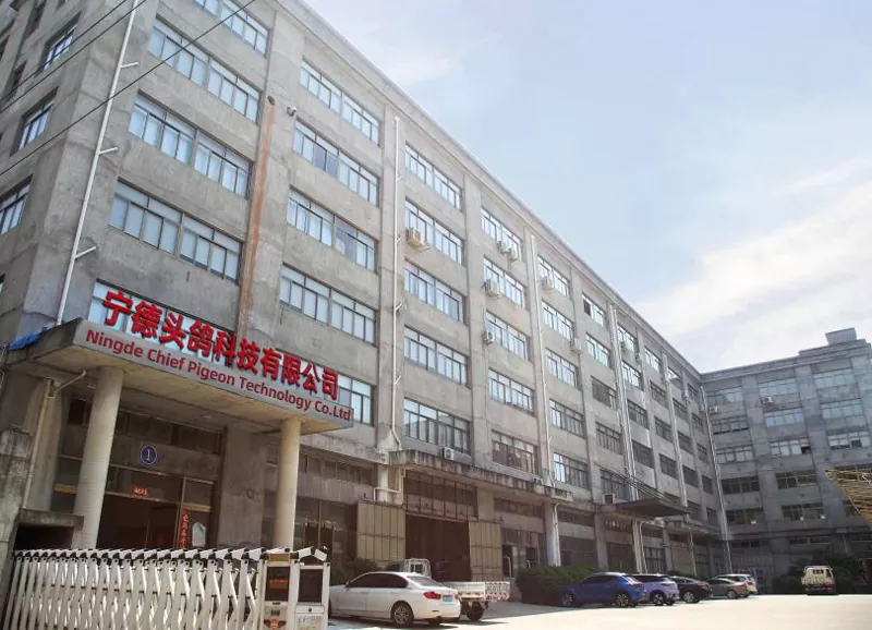 バイクヘルメット工場見学：原材料から完成品までの全製造工程